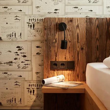 Binnendiek Haus 2 8 *